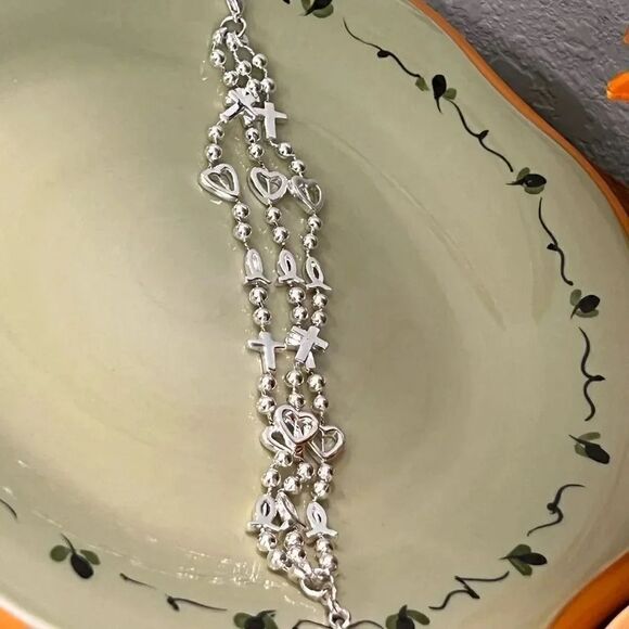 NWOT # Strand Silver Crosses & Hearts Bracelet #JW7 - Picture 4 of 9